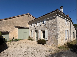 propriete à la vente -   16460  CHENOMMET, surface 120 m2 vente propriete - UBI478994678